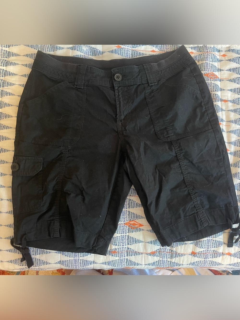 Black Cargo Shorts with Side Pockets